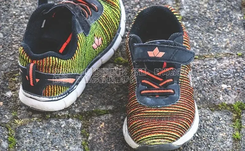 bsports必一中国神思电子女款2024时尚踩脚鞋：舒适、时尚的完美
结合，演绎你的优雅步伐