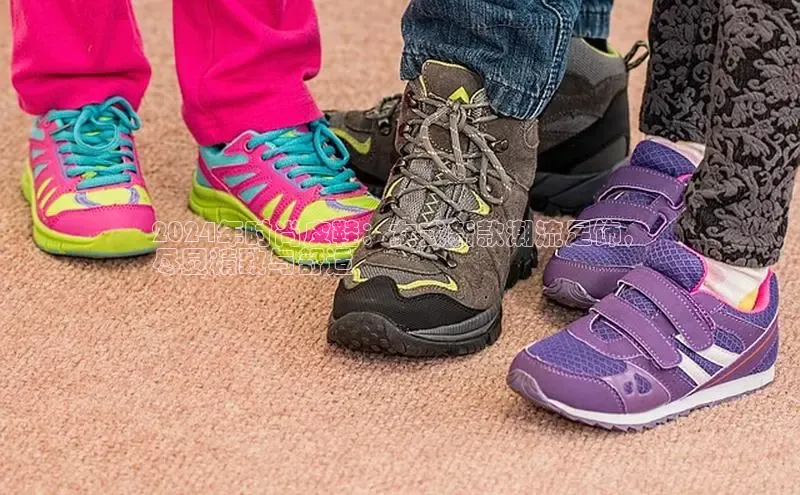 Bsport网页版百度数据开放平台2024年时尚皮鞋：女式新款潮流足饰，
尽显精致与舒适