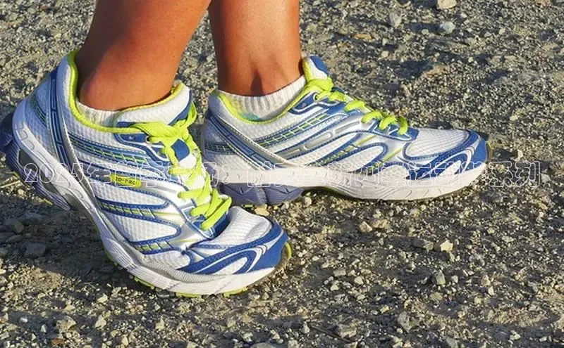 2025年首季登场：耐克全新四季运动鞋系列