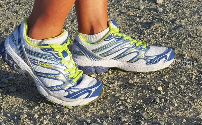 2025年度冬日运动装设计趋势：冬季时尚新风尚